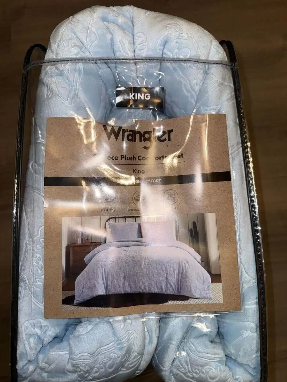 Wrangler 3-Piece Plush Comforter Set King Light Blue Cowboy Boots